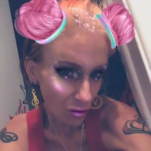 Meet your Posher, Tara